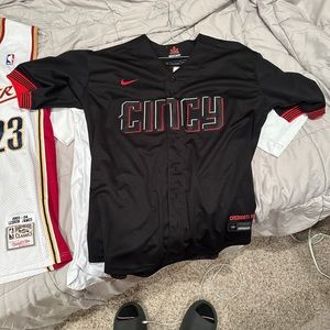 Elly De La Cruz Reds Jersey